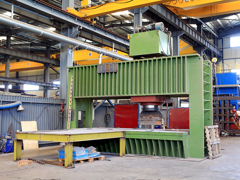 1200t大型整形機